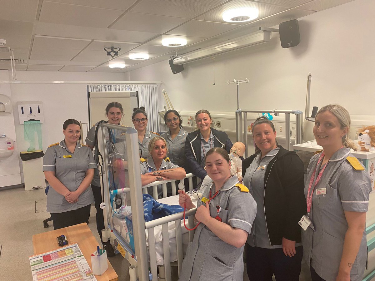 Ellie_PUNC21's tweet photo. Last day of clinical skills for YR 2! Placement nerves are starting to kick in!!!!
#NRS507 #PUNC21 https://t.co/nviRx3w89c
