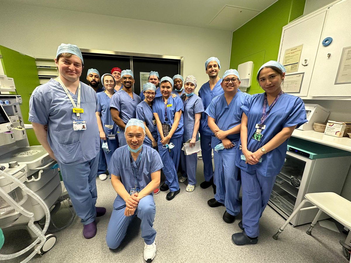 Ivonao's tweet photo. Another brilliant tutorial about anaesthetic machines by our amazing anaesthetists @ Chase Farm hospital for #SAAclassof2025 Thank you 🙏 We had a blast 💥 
@RFAnaesthesia @AnaesthesiaUCL @DanBradshaw_ @AoAA_uk #AA #anaesthesiaassociate https://t.co/KrLAENUrhs
