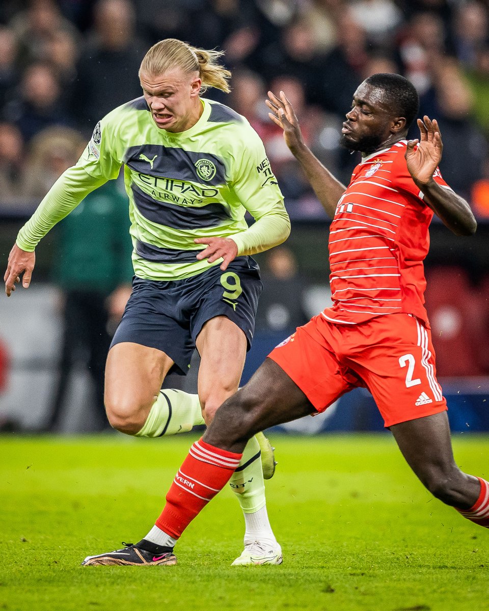 brfootball's tweet image. Dayot Upamecano saved by the offside flag 😅