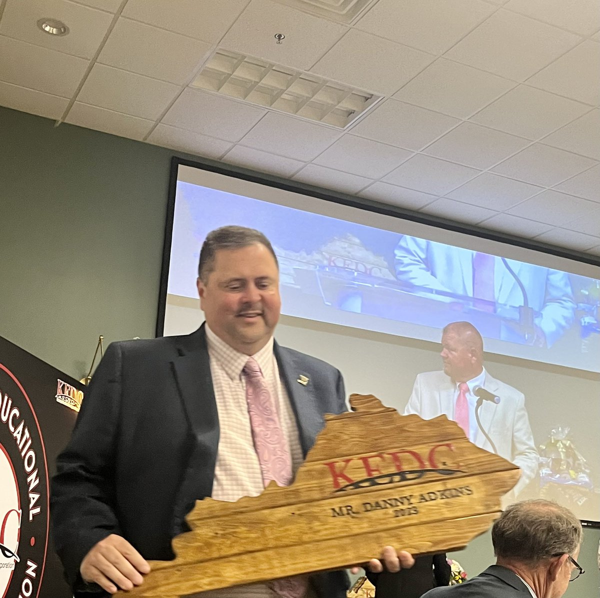 Thedanibradley's tweet photo. Congratulations to @Woodfordsuper1 Danny Adkins for being recognized for his service on the Executive Committee of @KEDC1! 

#hailwoodford 
#educationleadership https://t.co/uvDlL5LUUc