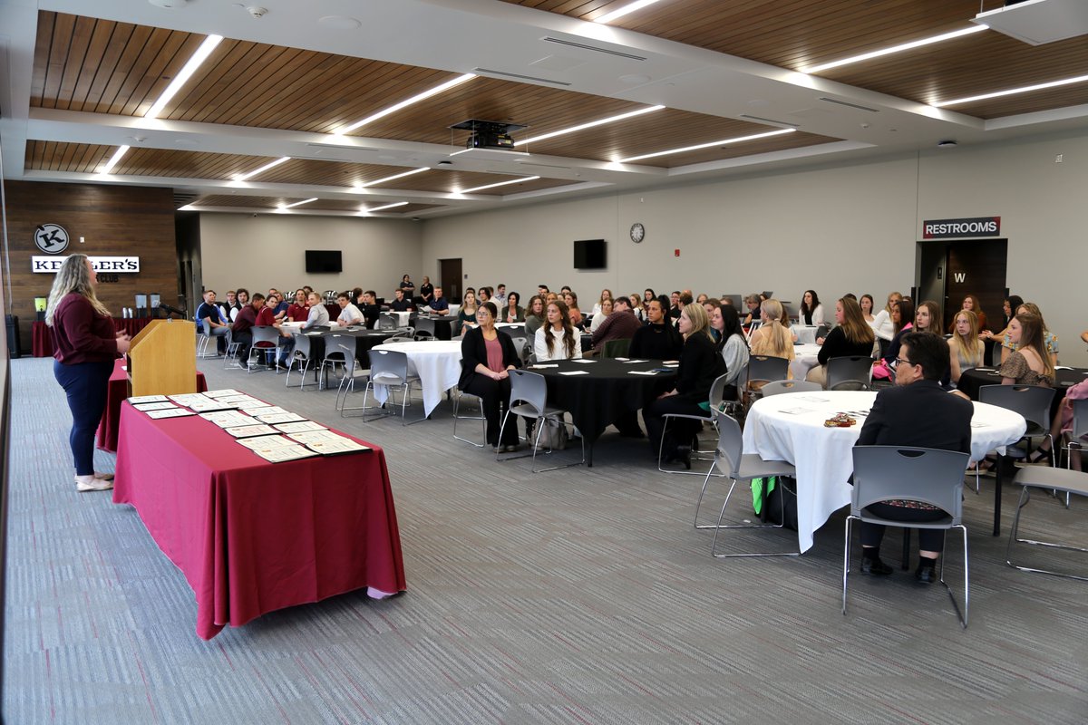 WolvesAthletics's tweet photo. Last night we honored over 80 student-athletes at our annual 𝓜𝓪𝓻𝓸𝓸𝓷 𝓣𝓲𝓮 𝓑𝓪𝓷𝓺𝓾𝓮𝓽 for their academic contributions this academic year‼️ Congratulations Wolves and keep doing your thing‼️

#AcademicExcellence
#GoWolves🐺 | #maroonNgold🐾 https://t.co/2pyRdBEWXR
