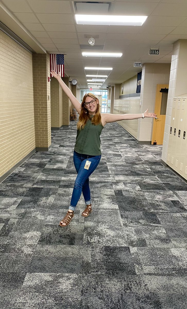 NSHelpDesk's tweet photo. "She is a LIFE-SAVER... I cannot thank her enough & I hope she knows how much I (and the rest of the elementary music teachers) truly appreciate her!"
Melissa IS a LIFE-SAVER! I truly appreciate her too! 😊
Thank you @HDHawks Teacher, Sarah, for the Shout Out!
#BestTechTeam https://t.co/W8nkNQutaO