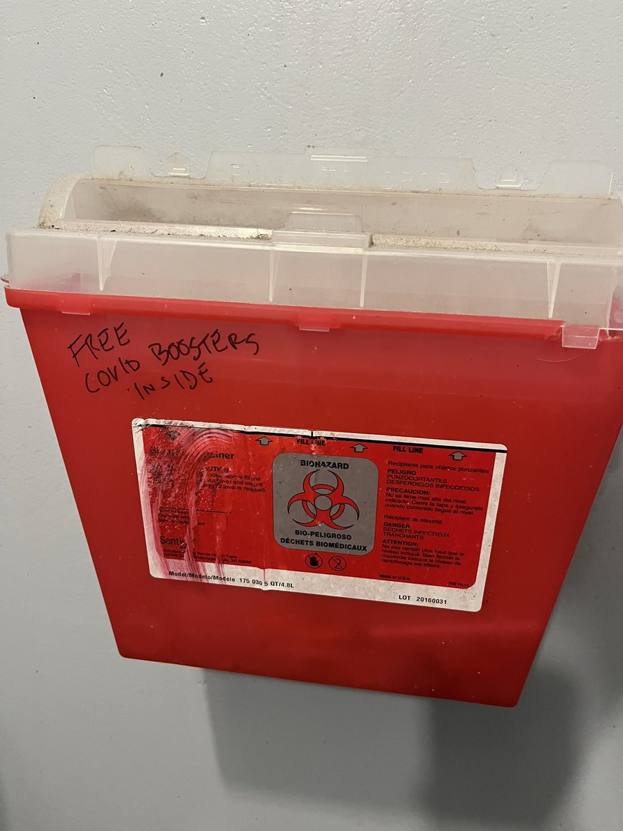 MrJohnHooper's tweet image. #bathroomsigns