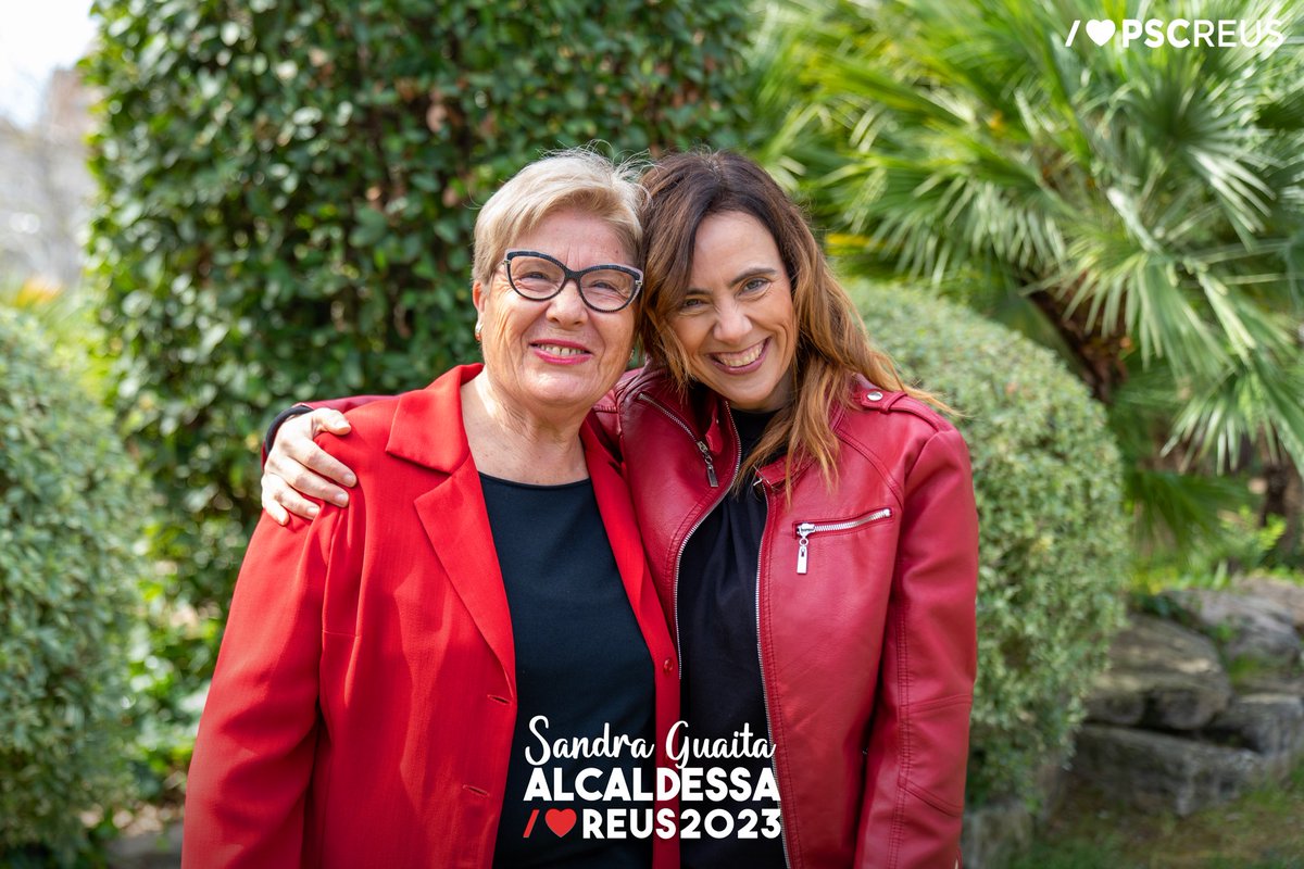pscreus's tweet photo. ✅ L'Amelia, la Nadia i el Vicente se sumen a la meva candidatura a l'alcaldia de #Reus ocupant les posicions 26, 25 i 24 a la llista electoral del #28M. És tot un orgull que persones tan actives a la nostra ciutat formin part del meu projecte.

#ElCanviQueReusMereix https://t.co/mSuOEt2vId