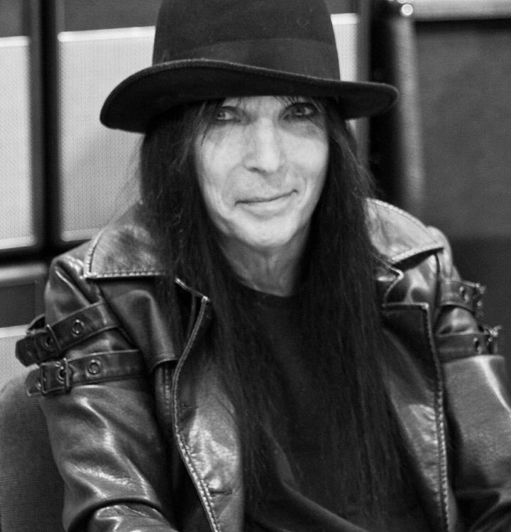 dammit_vince's tweet photo. Mick, you deserve all the love and support that you keep getting.
All of it. Because you are what you are. And nobody can take that power away from you.
We love you, just because we do.
#marspower https://t.co/t0CW8CNfF8