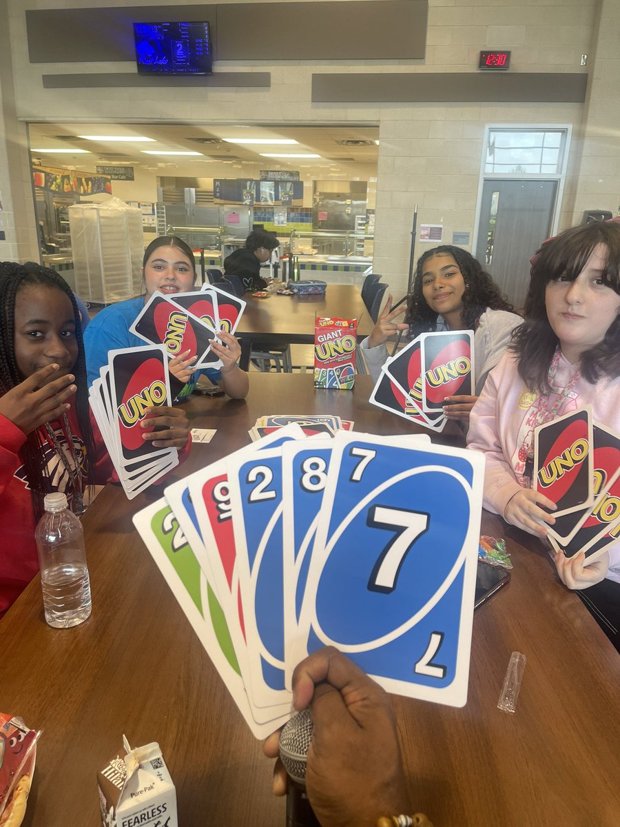 Jcm1st's tweet photo. They gift me Giant Uno cards for admin appreciation, and I STILL suspiciously get terrible hands waiting for me once I can focus on the game. 🙄. #unocrew #alphaamazing https://t.co/l8OcmepOsv