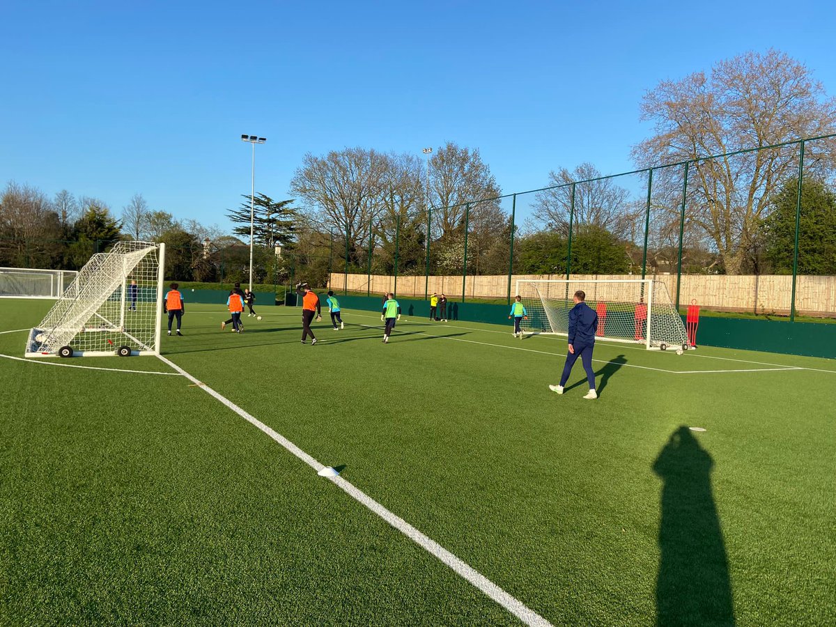 Dr Anthony White tweet media