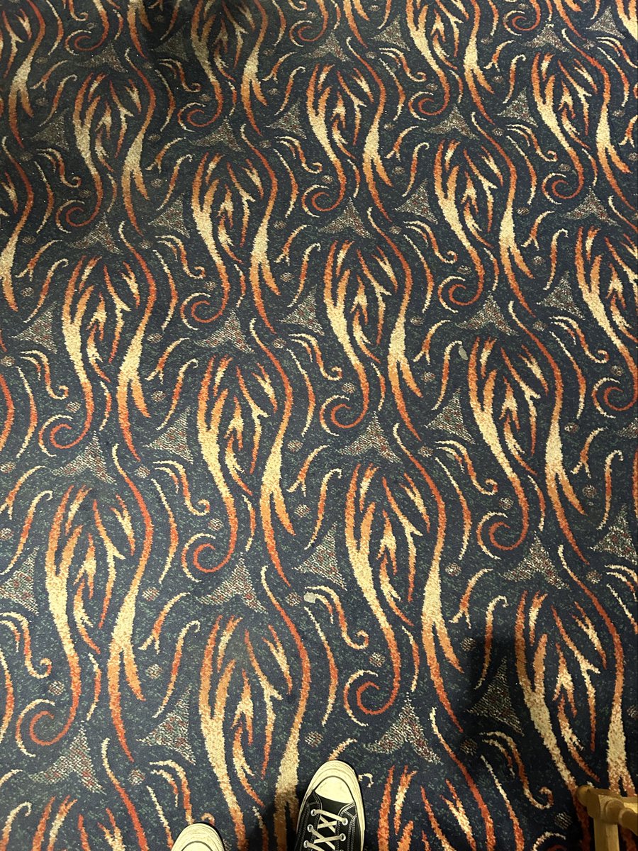 Wetherspoons Carpet of the Week tweet media