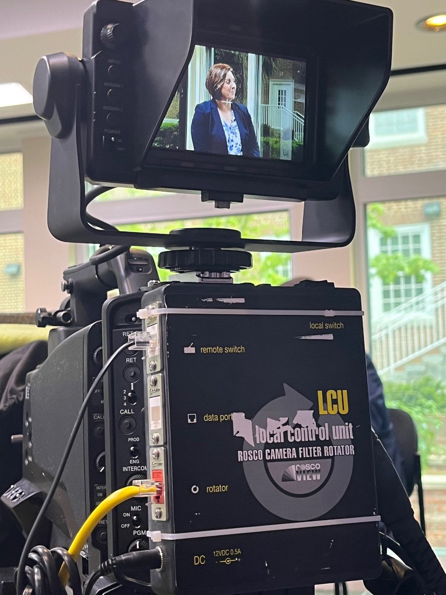 EducationSC's tweet photo. This week, State Superintendent Ellen Weaver sat down with Learning Ally's Patrick Brennan to discuss the importance of the science of reading and its role in improving literacy outcomes in South Carolina. https://t.co/aOffxMowyF