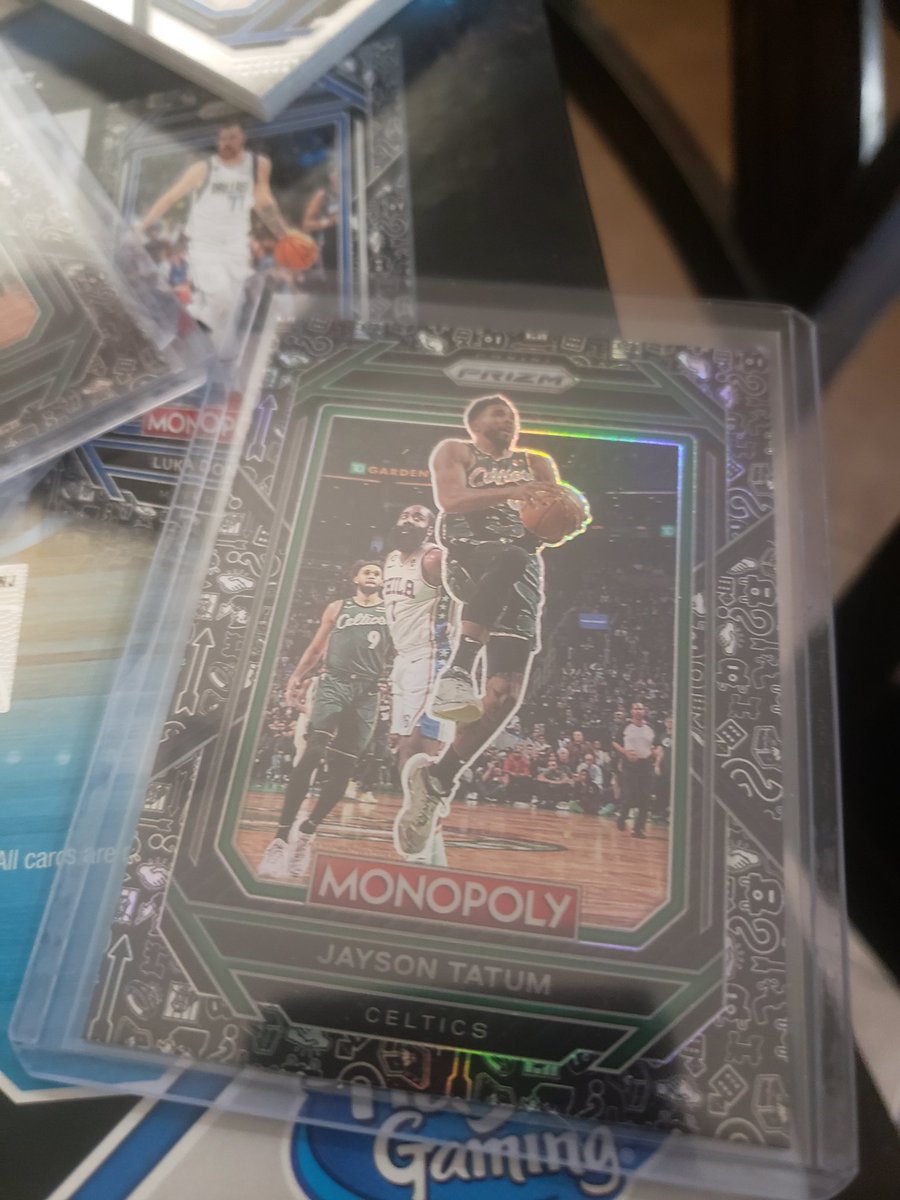 cassshields's tweet image. To grade or not grade? That is the question. @CardPurchaser #monopolyprizm #nba #prizm #prizmmonopoly