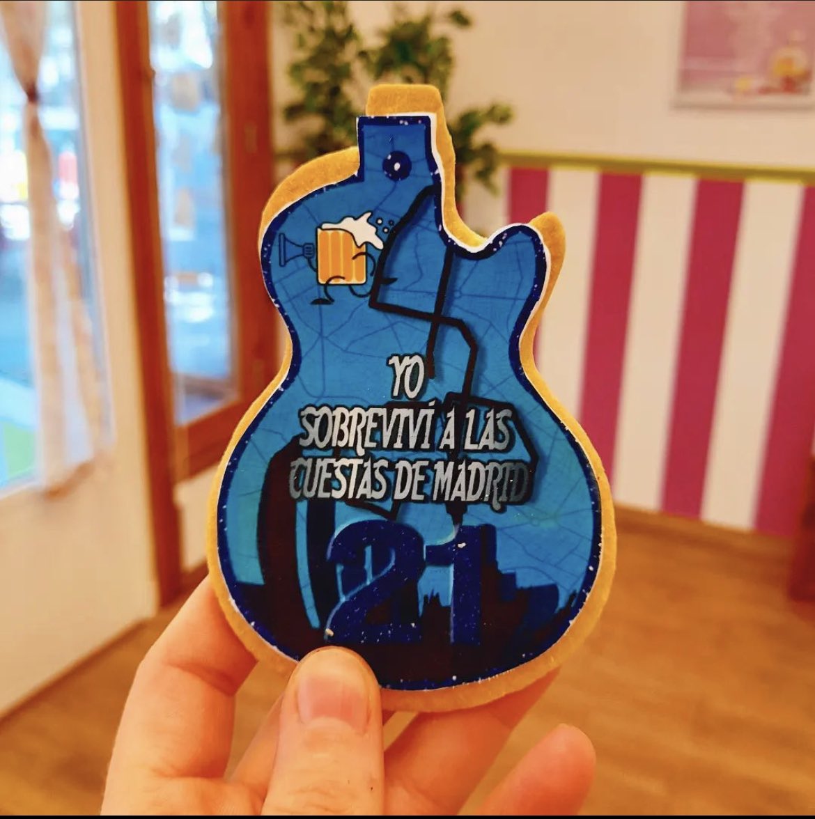 DrinkingRunners's tweet photo. 📣MARATON DE MADRID 
📅 domingo #MAPOMA23
⏰ 8am Escaleras Eduardo Dato
🚨 9h15-10h50 Puente Eduardo Dato
🎸11h15 hasta el último km 40
#kmsXalimentos #KMSxELA #YoAnimo #CookSolidarias by @nonisbakery https://t.co/3gSZWkeXsz