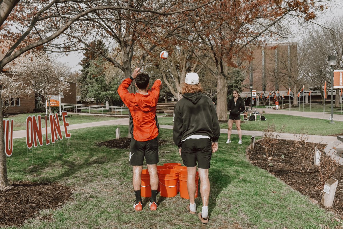 Happy Student Appreciation Day! 🌟 We had so much fun getting to connect with the undergrad students today!

If you want to continue the conversation our DM's are always open! 🧡💙

#SADday #studentappreciation #midlanduniversity