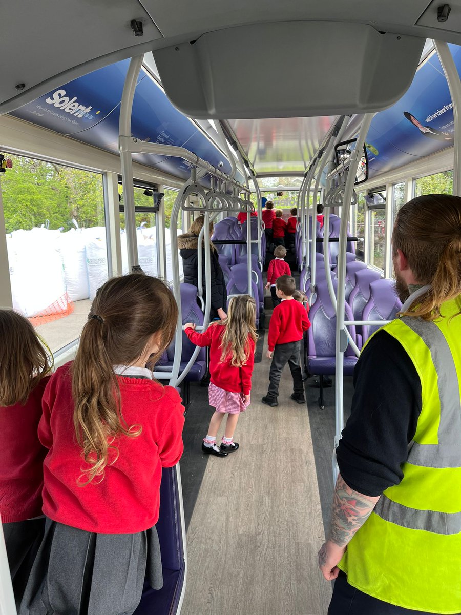 Hamble Primary (@hambleprimary) on Twitter photo Thank you @firstbus and <a href="/HantsIOW_fire/">Hampshire & Isle of Wight Fire & Rescue Service</a> for coming to school today and showing the children how the vehicles work. The children had a great time! Thank you @firstbus and <a href="/HantsIOW_fire/">Hampshire & Isle of Wight Fire & Rescue Service</a> for coming to school today and showing the children how the vehicles work. The children had a great time!