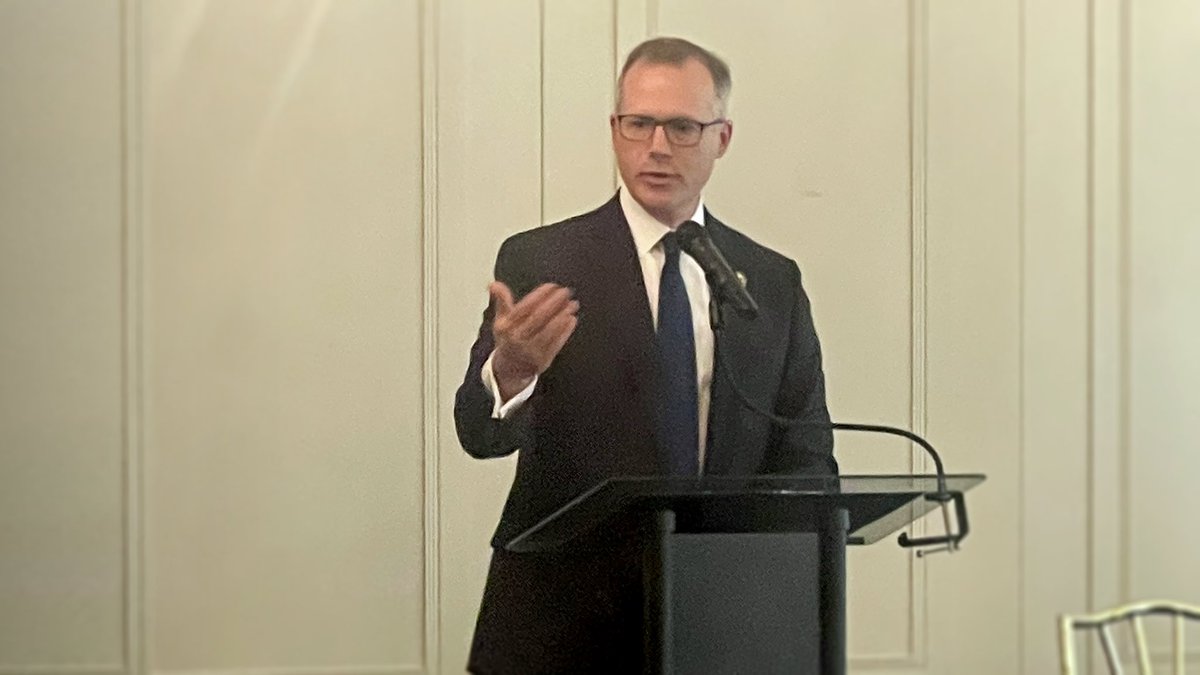 OhioTreasurer's tweet photo. Today I joined the @ohiobankers and its members to discuss our current efforts to modernize the Treasurer’s office and make our linked deposit programs even more accessible and helpful to Ohioans. #AgLINK #FamilyForward https://t.co/AmNRY1vH0P