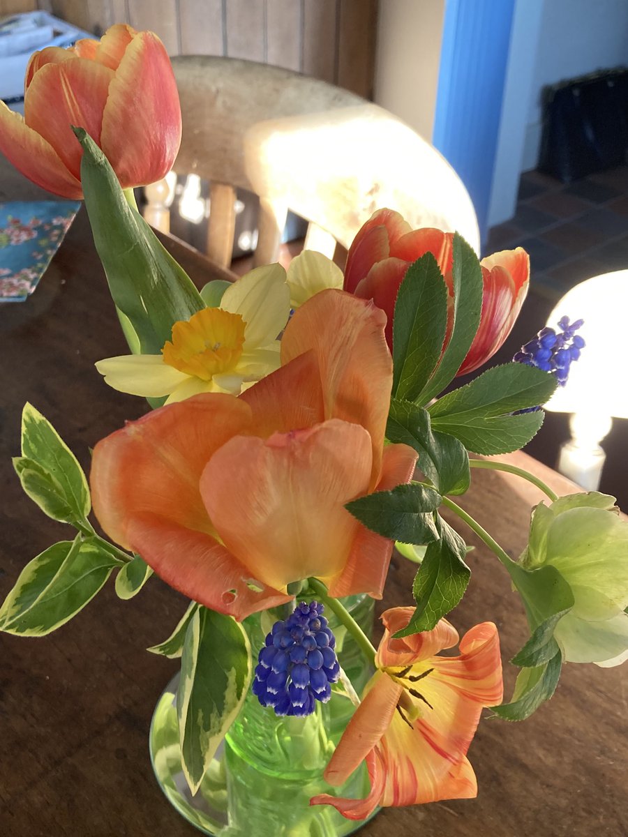 Very welcome late arriving sunshine making my kitchen table flowers glow this evening as I prepared supper. #flowers # Derbyshire