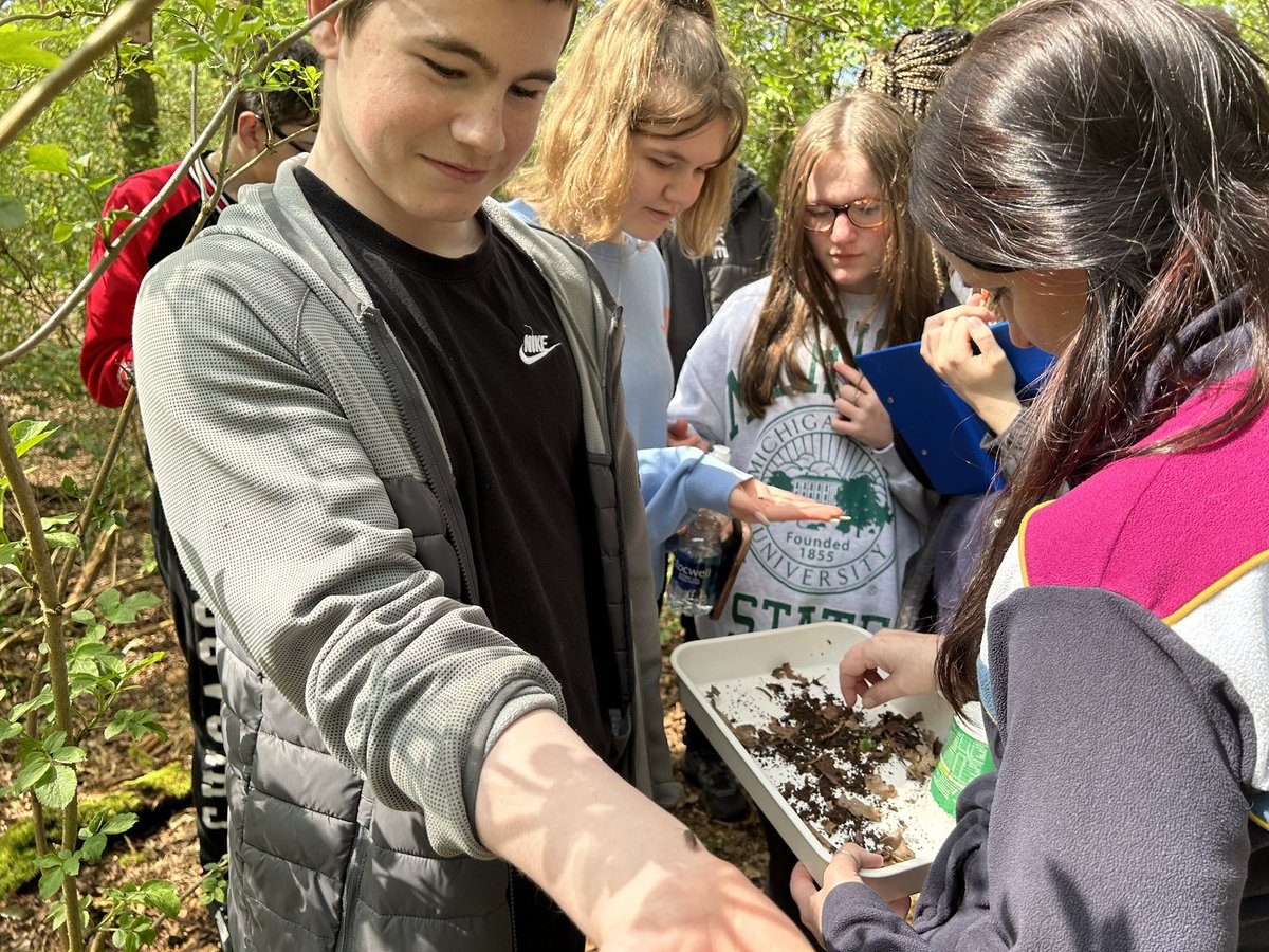 SJBC Science dept tweet media