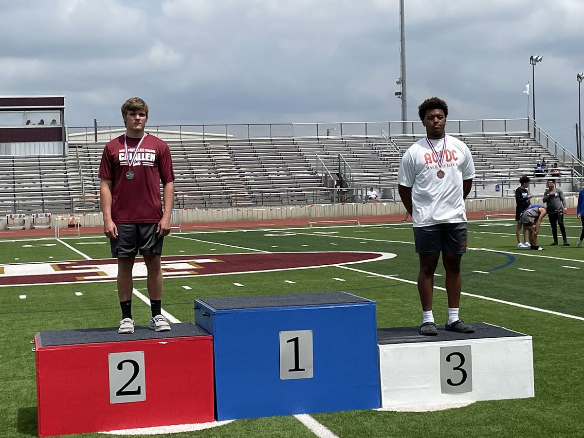 Congrats <a href="/aubreyy_d/">Aubrey</a> 3rd place finish in the discus qualifying him for the regional meet next week! Proud of you!
