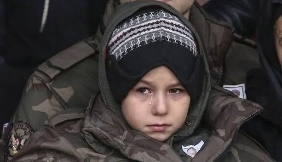 gokturklermedya's tweet photo. Biz gülmüyoruz.
Herkes kendi insanlığını sorgulasın. https://t.co/LNwCmWVSms
