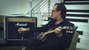 JustTheTone's tweet photo. #Guitar Center&'s #Blues #Masters 2013 with #Joe #Bonamassa: #Marshall #Dsl40c #Demo
> https://t.co/9lmNsMZXZb
#Arizona #BluesMasters #Centers #Comerica #Finalists #GuitarCenter #JoeBonamassa #Marshal #Phoenix #Receive #Ten #Theatre https://t.co/Eq4Jmb7LW3