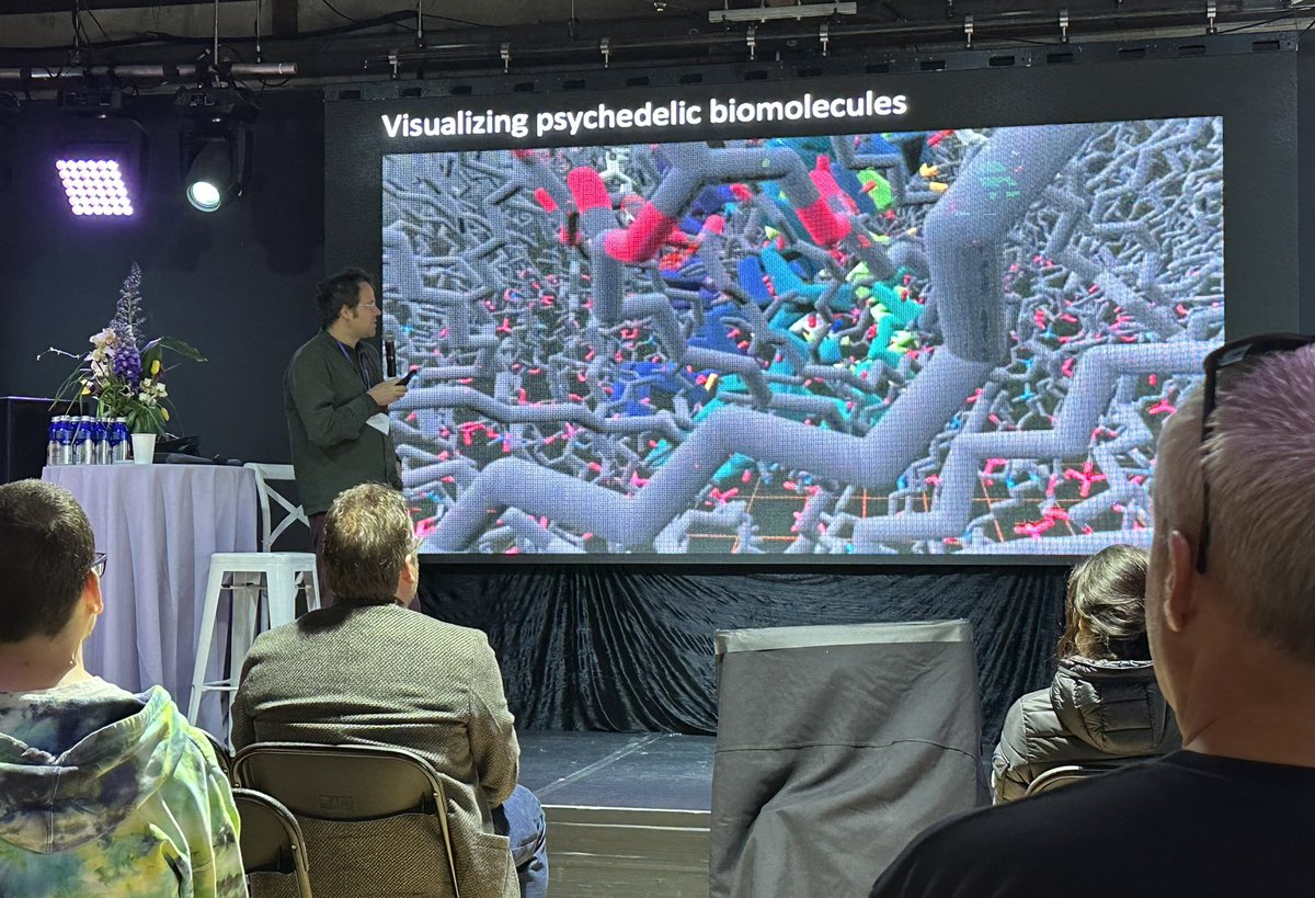 NowhereLikeNow's tweet photo. “Numadelics: A Spirit-Manifesting Design Paradigm for Virtual Reality”

I have learned so much about what I didn't know I don't know from this talk by @drDavidGlowacki 

thanks @RCarhartHarris for recommending😃 https://t.co/NKuqlpiuR3