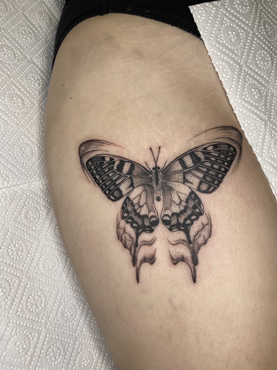 ClarineCc's tweet photo. Je suis tatoueuse sur Grenoble et j’aimerais faire des guest un peu partout en France mais j’ai pas de clients en dehors de ma ville (principalement Paris/Nantes/Bordeaux/Marseille)😢
Mon insta c’est @ clandestine_ink
Partagez svp 🙏🙏 https://t.co/FNhyydXqhe