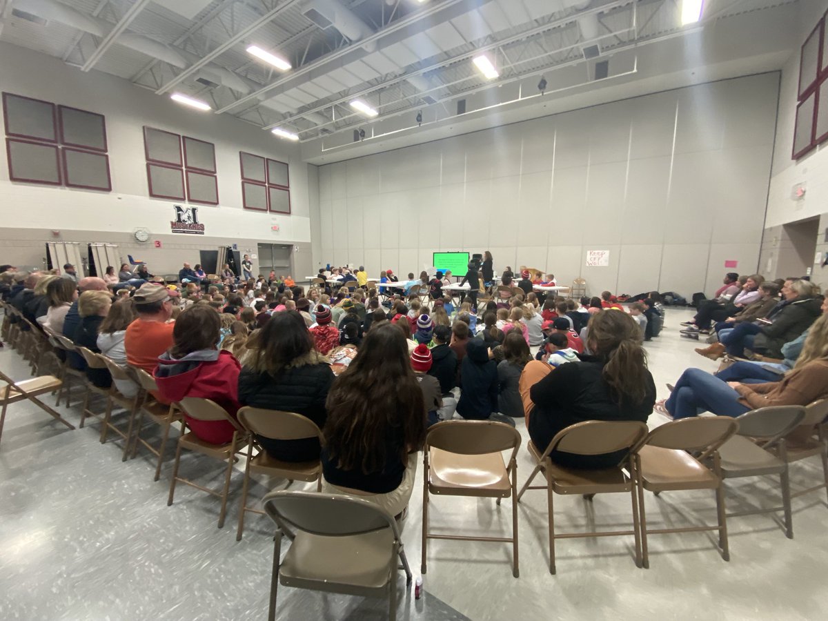 Math Bowl is underway for our 4th and 5th graders.  Good luck!  ⁦<a href="/ISD728/">ISD 728</a>⁩ @WCampbell728