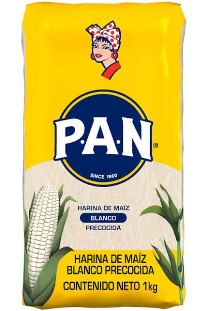 Sebas_GGR's tweet photo. @endocrinorosero ¿Y la arepa? Ojo pero hecha con esta harina, es la que tengo disponible. https://t.co/ZEDAn6KdZ6
