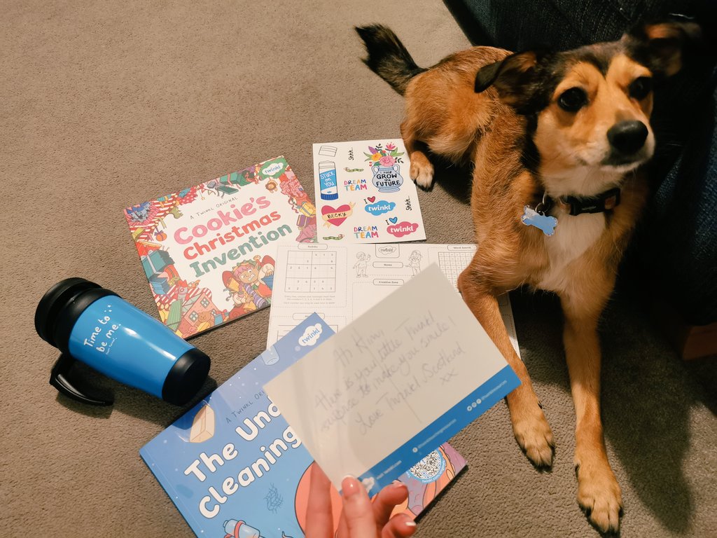 Thank you <a href="/TwinklScotland/">TwinklScotland</a> for my little care package! Daisy and I love it 💙
