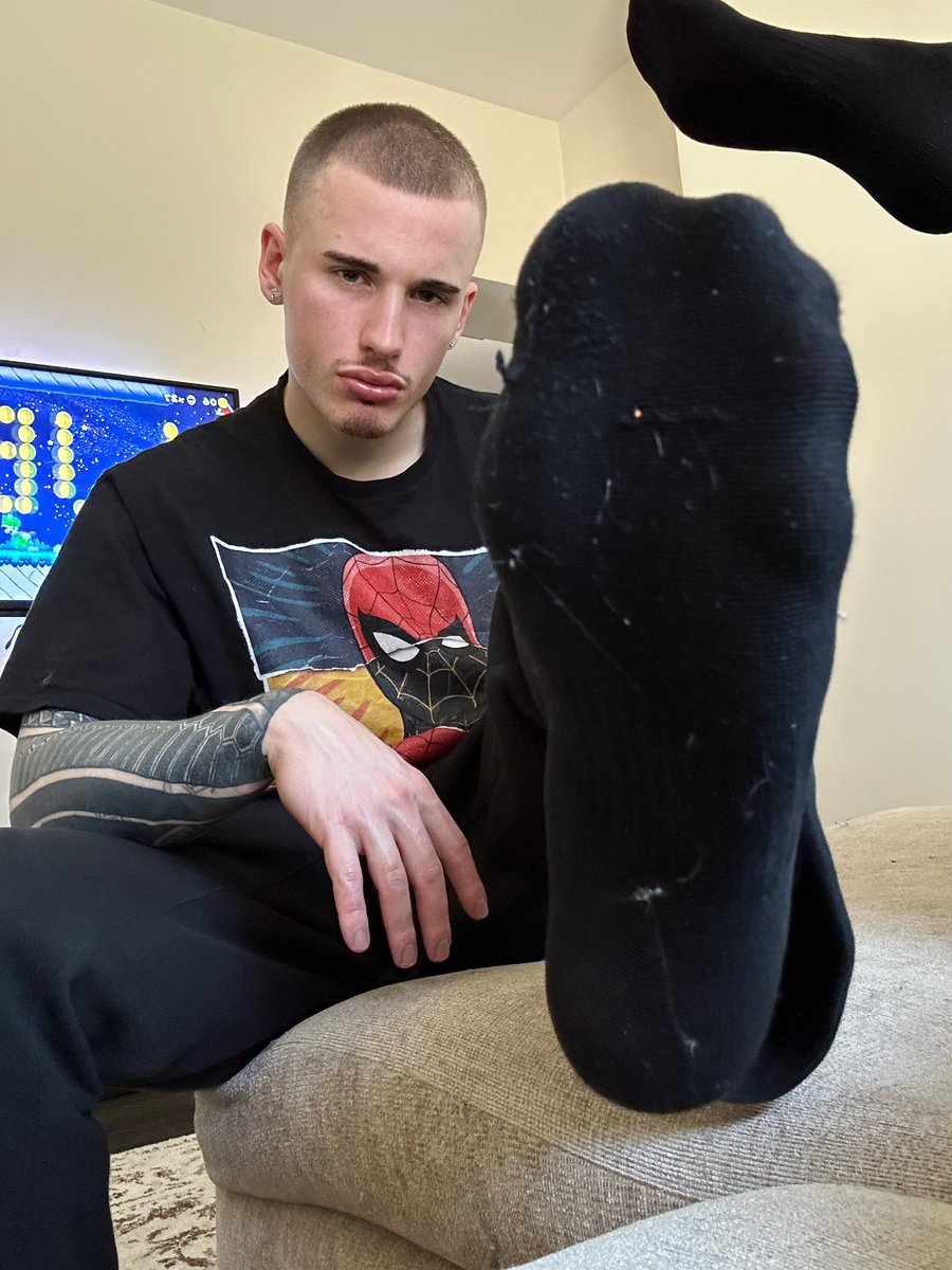 Alpha God Saint On Twitter Rt Thealphasaint Comment If You Want My Black Socks 🧦