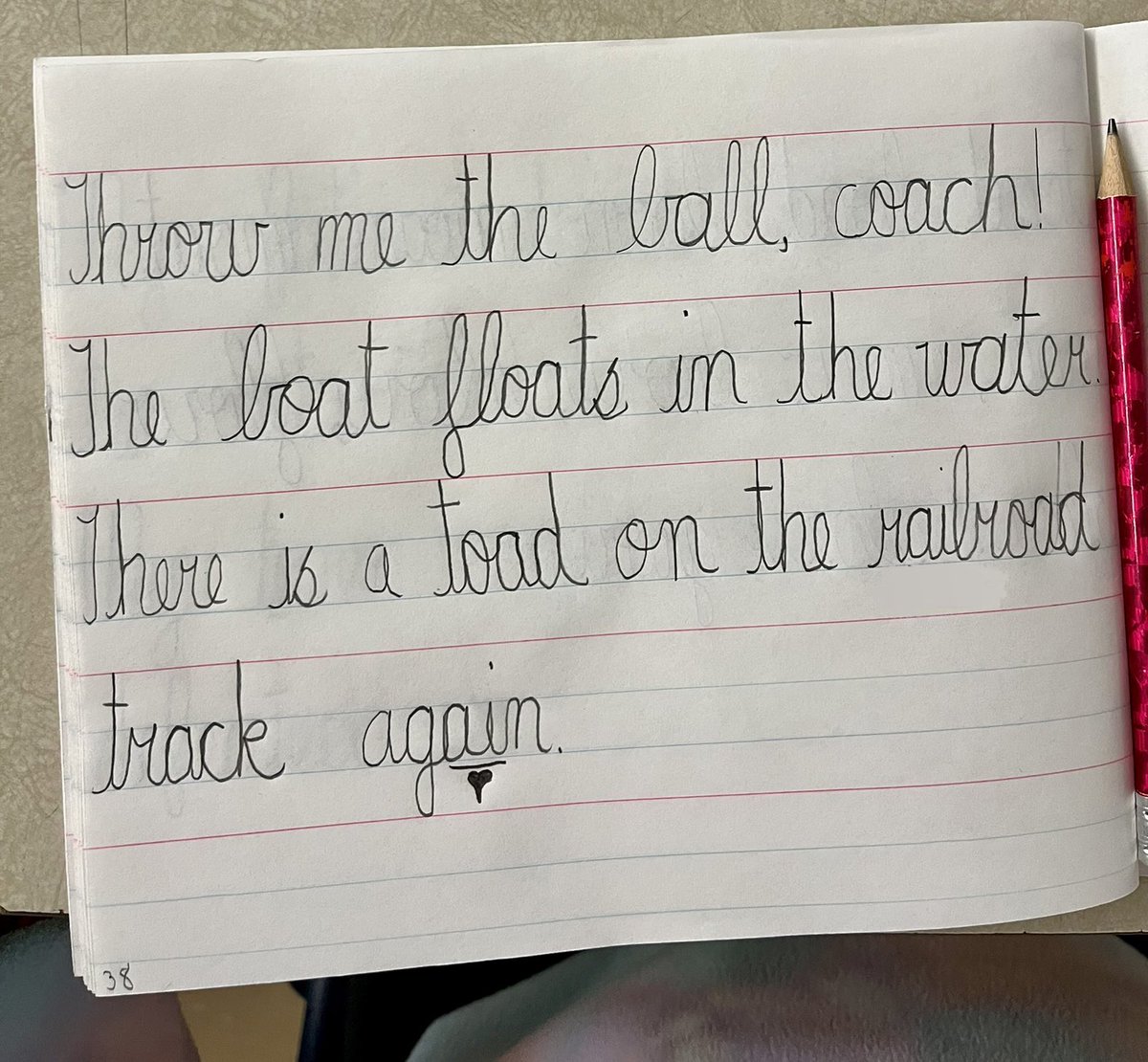 KervinAmy's tweet image. Our Ss have now learned 5 ways to represent the long o sound. Here, Ss are practicing #encoding words that feature the less common long o spellings - oa, ow + oe - using word chains + sentence dictations from @UFLiteracy. #StructuredLiteracy @Glenburnie_ldsb @LimestoneDSB