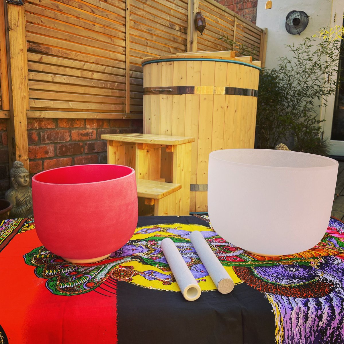 chriskonrath's tweet photo. A beautiful evening to hold a Cold Immersion Therapy session. 

Introducing Crystal Singing Bowls brings a wonderfully expansive dimension to the experience. 

#icebath #cold #coldwater #coldimmersiontherapy #coldimmersion #coldexposure #crystalsingingbowls #soundbath #healing https://t.co/PCmEfJzBTg