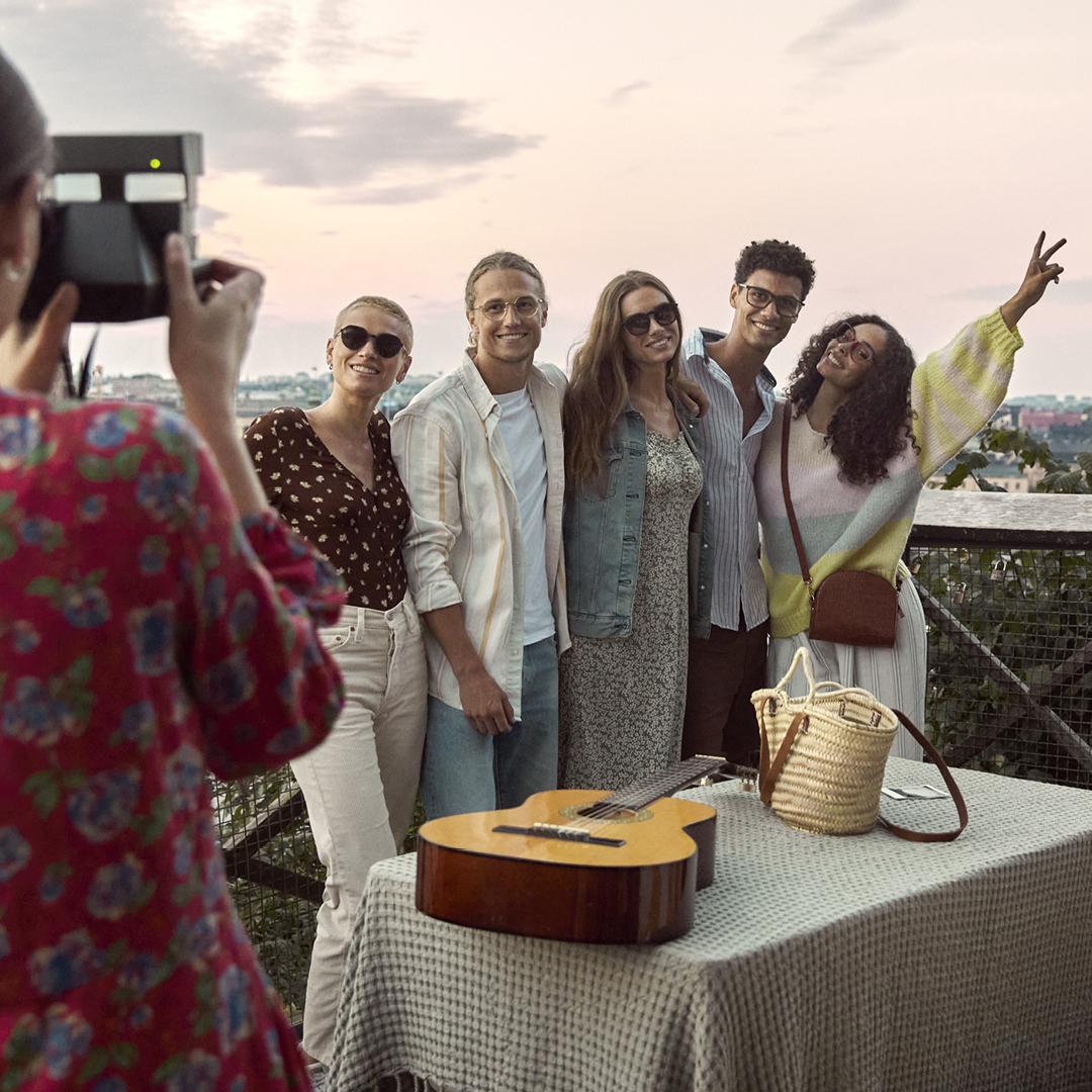 OBlayfer's tweet photo. ¡Revolucionando el mundo de la moda con las nuevas gafas graduadas! 

¡Ya no hay excusa para no ver bien y lucir fashion a la vez! 

¡Echa un vistazo a los últimos modelos! 

 #gafas #gafasgraduadas #saludvisual https://t.co/jBzJjXt4PH