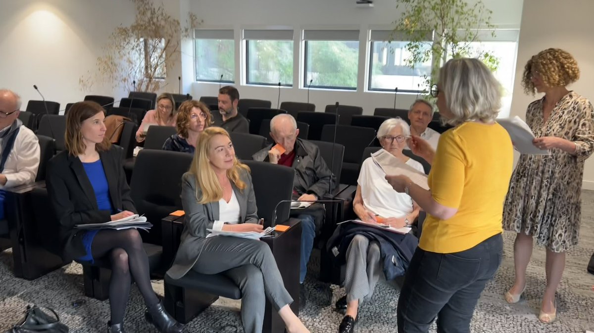 LaurenceCristol's tweet photo. Séance plénière du Conseil Territorial de Santé Hérault 
👉 désignée membre de la Commission désertification médicale /attractivité 
👉 réunion/ ateliers avec les professionnels de santé du territoire et le directeur @MatPardell sur la construction du schéma territorial de santé https://t.co/sMN8RSOQcF