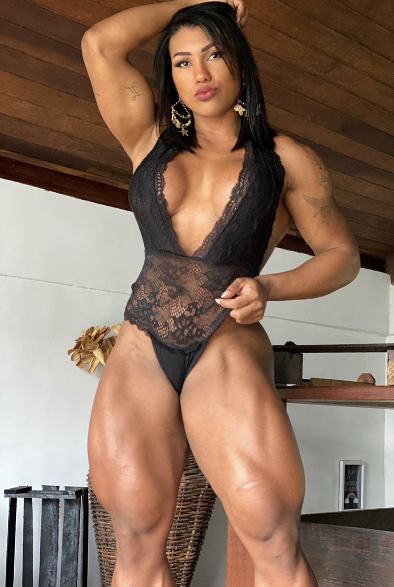 eualessandra22's tweet photo. RT for the quads ❤️ https://t.co/u8ucsRzOxI