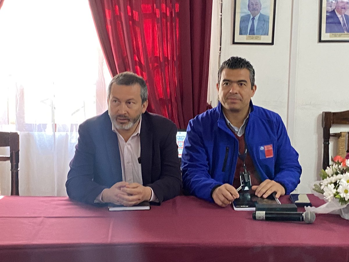 En #Malloa se realizó un nuevo Gabinete Regional Ampliado liderado por <a href="/DPPColchagua/">Delegación Presidencial de Colchagua</a> Marta Pizarro y <a href="/DPPCardenalCaro/">DPP Cardenal Caro</a> Carlos Cisterna, en el que participó nuestro director <a href="/osc_avila/">Óscar Ávila Méndez.</a> para analizar temáticas de las comunas de #Malloa #QuintadeTilcoco y #Rengo