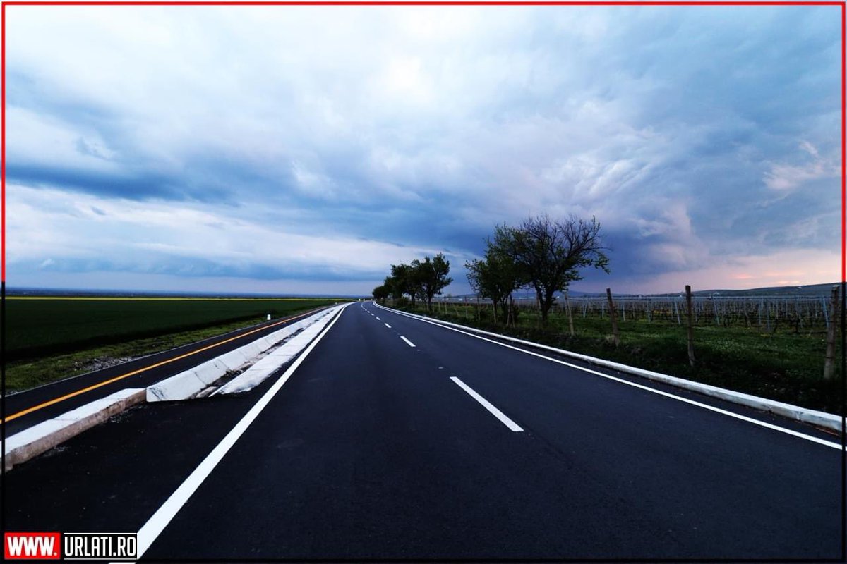 URLATI's tweet photo. Drumul Vinului 🍷

Cu stimă,
Echipa https://t.co/AIpv0kVHUV
#URLATI
#OrasulDintreVii
#DrumulVinului https://t.co/Nsqv1L8M4v
