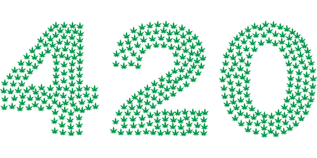 cure_auto's tweet photo. 4/20 Alert! 20% off Grove Bags 🔥 - https://t.co/BVKkqs0ak2 https://t.co/0evF152DzD