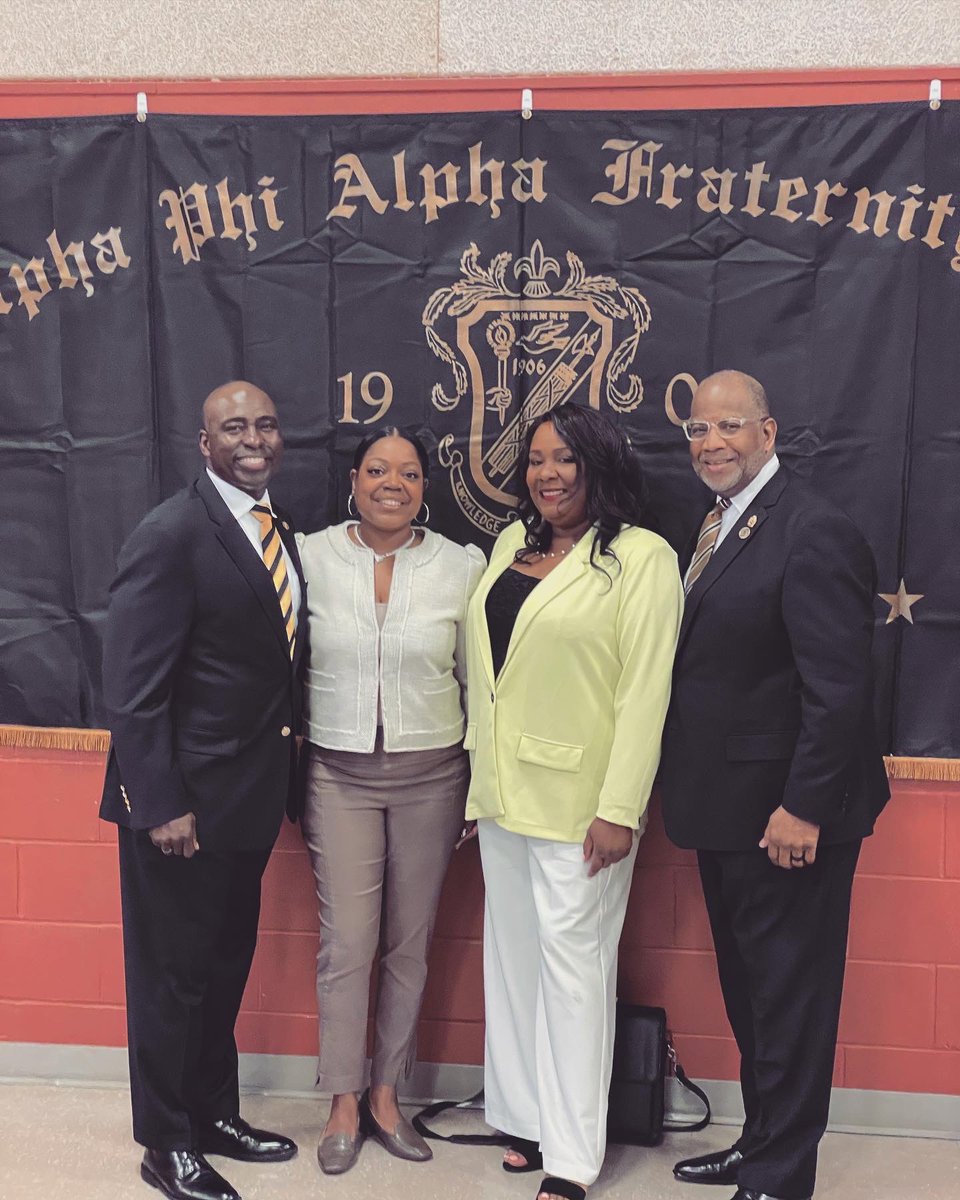 RouteHisto66's tweet photo. A big thank you to Alpha Phi Alpha Fraternity, Inc. for the opportunity for Route History to sponsor and speak at the Illinois Alpha Day at the Capitol breakfast. #alphaphialphafraternityinc #Route66 #advocacy https://t.co/M7EHiNqVJd