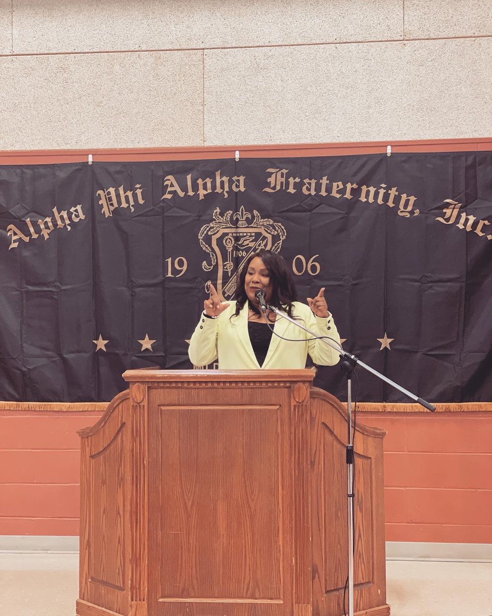 RouteHisto66's tweet photo. A big thank you to Alpha Phi Alpha Fraternity, Inc. for the opportunity for Route History to sponsor and speak at the Illinois Alpha Day at the Capitol breakfast. #alphaphialphafraternityinc #Route66 #advocacy https://t.co/M7EHiNqVJd
