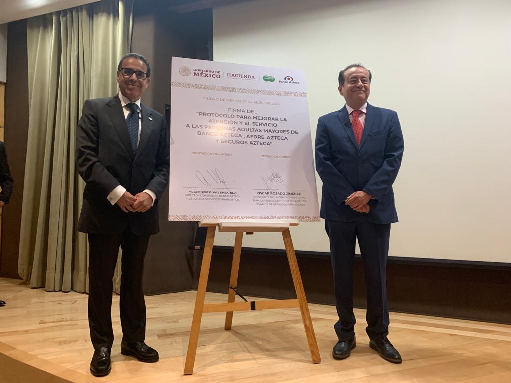 CondusefMX's tweet photo. #Comunicado @BancoAzteca, Afore Azteca y Seguros Azteca firman protocolo para adoptar los "Principios Básicos a Observarse en la Atención de las Personas Adultas Mayores en el Sector Financiero" de #CONDUSEF: https://t.co/hNPVJnVXCx https://t.co/1GW3H7n1qL