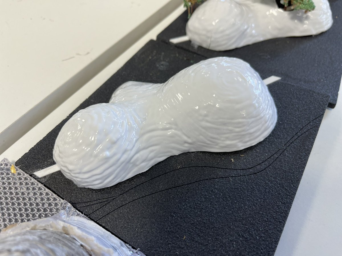 kerry_truman's tweet photo. a steady week so far in the #modelmaking workshop so there is chance to get stuck into a few of the maintenance jobs that need doing.. but hereβs a nice bit of #vacformer action to feast your eyes upon.. even clay forms with a talc coating can become lovely concept models.. ππ https://t.co/7istKduLIc