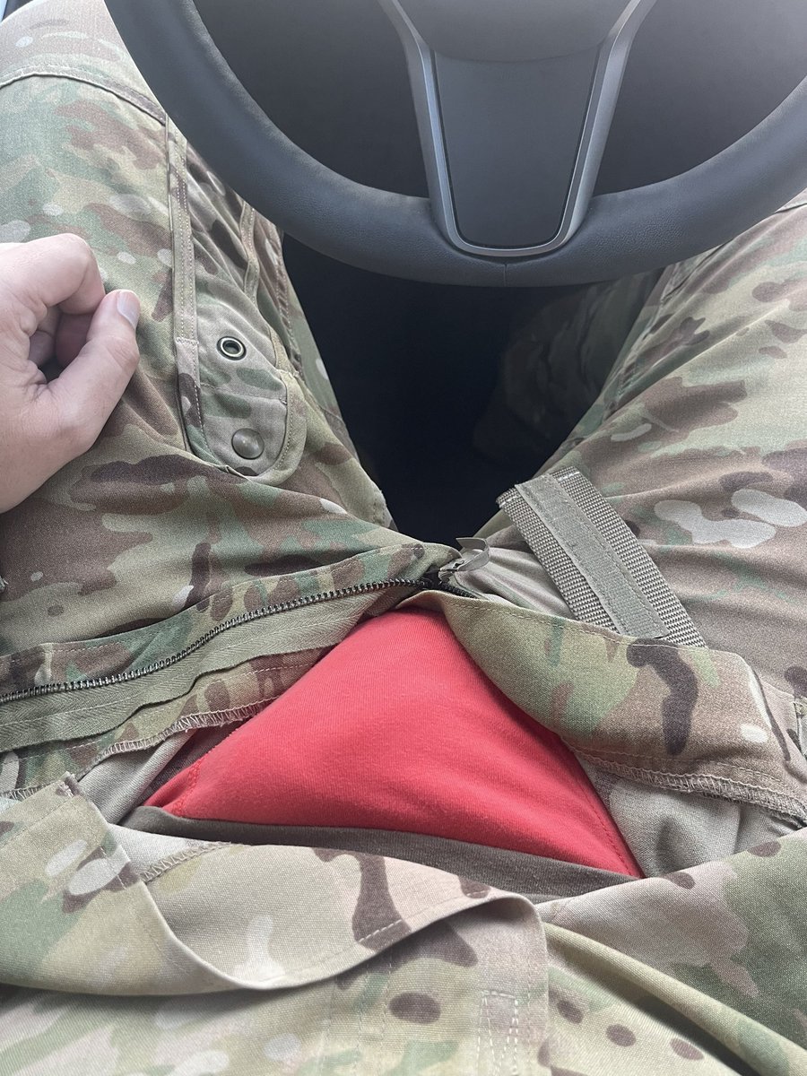 bi_ishguy's tweet photo. Stuck in traffic… https://t.co/NflzKrUWcA