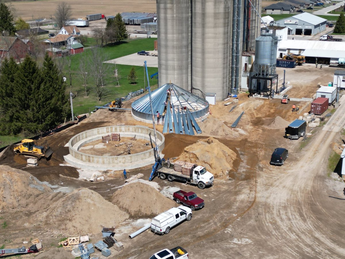 Adrian Van Dyk tweet media