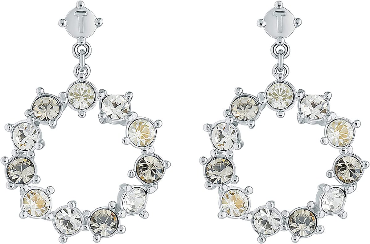 OutletsUK's tweet photo. Check out this week's online best buys featuring some sparkly Ted Baker Jewellery https://t.co/0UEUibJzbt https://t.co/zXLBvLu9eM