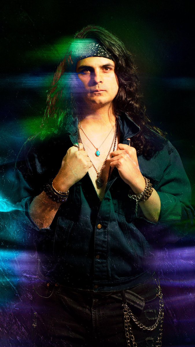 Railrod hace unos días lanzó su nuevo sencillo, "Ultra instinto", mismo que contó con la participación del baterista Glen Sobel (Alice Cooper / Hollywood Vampires) como invitado de lujo. <a href="/ocesa_total/">Ocesa Total</a> <a href="/railrod_/">Railrod</a>