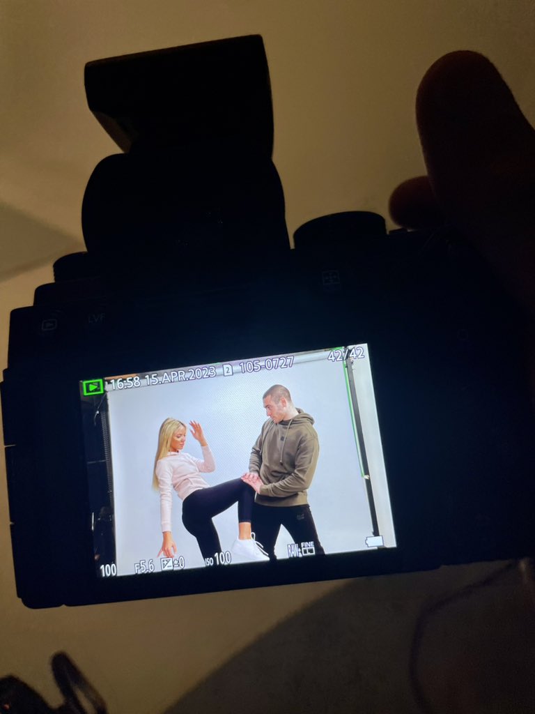 Fight_Clubbing's tweet photo. Backstage 🎬
Aspettando #FightClubbing 31 🔥
Pescara | 20 Maggio 2023
Biglietti su https://t.co/i8XWOB80i1 https://t.co/pZ5fxojlmG