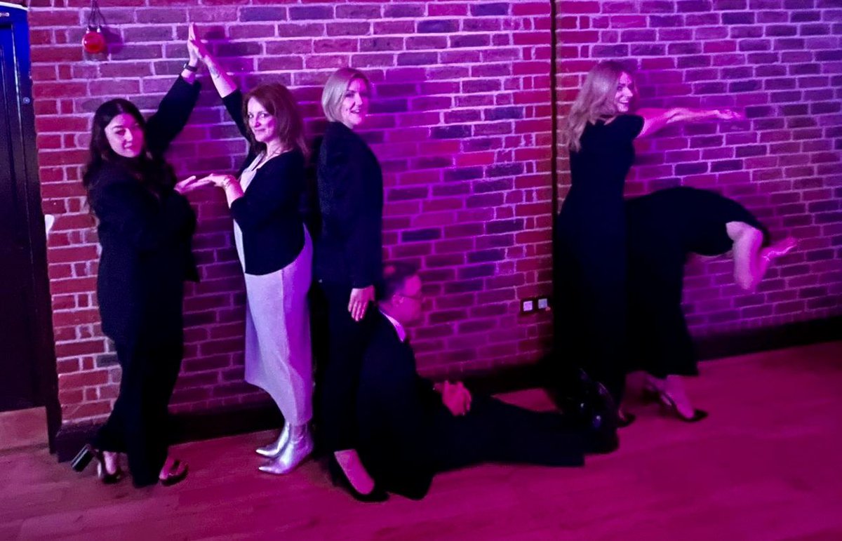 Diane Young (@symmetrigal) on Twitter photo Give us an A. Give us an L. Give us an F. Itās the ALF awards!!!! #ALFies23 <a href="/alfinsight/">ALF Insight</a> <a href="/NABS_UK/">NABS</a> @nicky_harris_ <a href="/MichelleMorgan/">Michelle Morgan</a> Give us an A. Give us an L. Give us an F. Itās the ALF awards!!!! #ALFies23 <a href="/alfinsight/">ALF Insight</a> <a href="/NABS_UK/">NABS</a> @nicky_harris_ <a href="/MichelleMorgan/">Michelle Morgan</a>