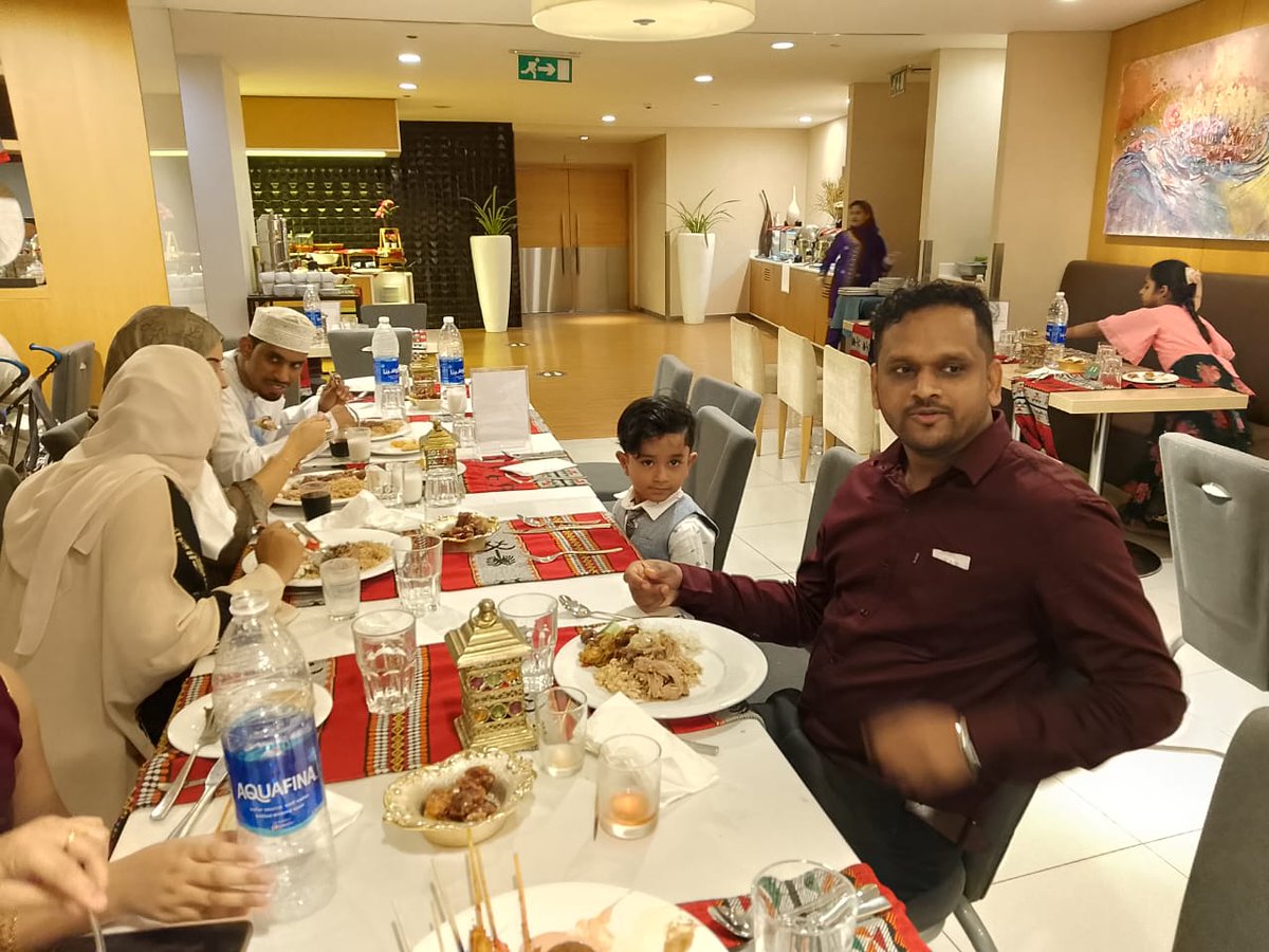 BerkeleyEC's tweet photo. BEC-Oman Iftar 2023 https://t.co/KGp4yvF46v