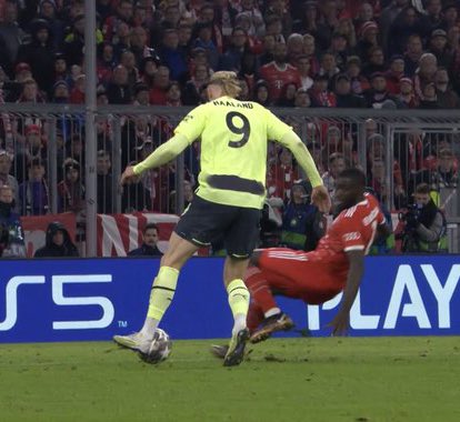 talkSPORT on Twitter: "Erling Haaland breaking Upamecano’s ankles