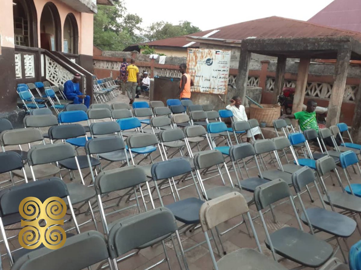 Prioritysols's tweet photo. Shots from the Orange sunakati activation in Makeni city.
Service delivered as expected.
#Bestagency
#Prioritysolutions https://t.co/FNvyWXvc0a